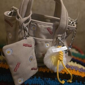 Steve Madden Egg Purse